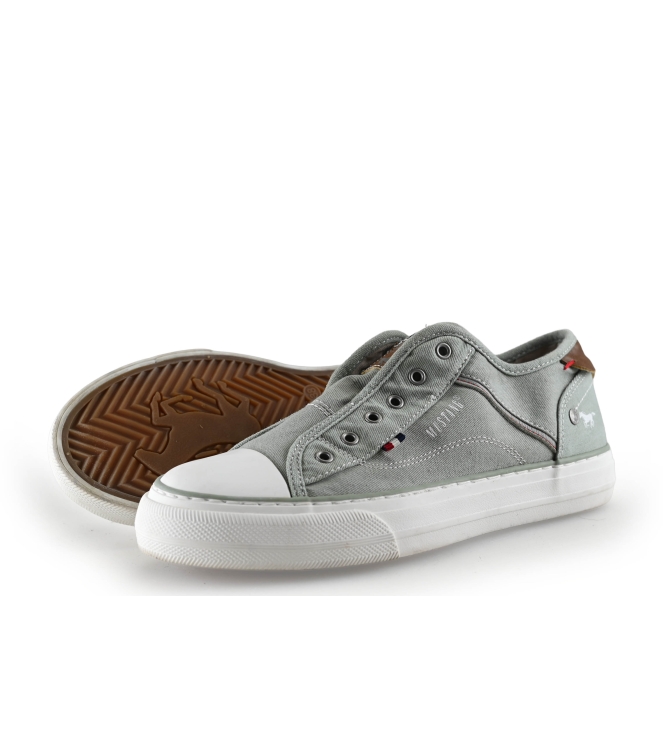 Mustang Sneakers