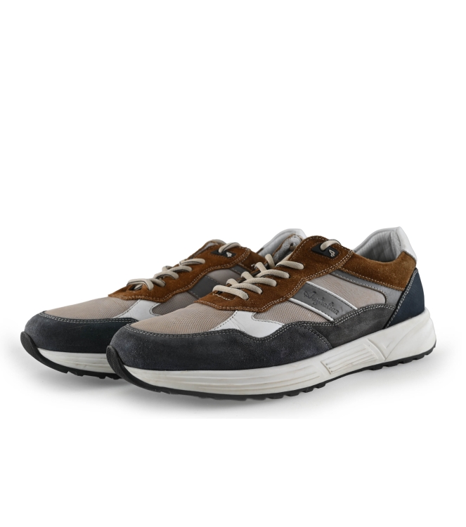 Australian Grants Sneakers