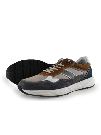 Australian Grants Sneakers