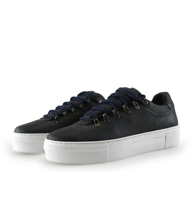 Manfield Sneakers