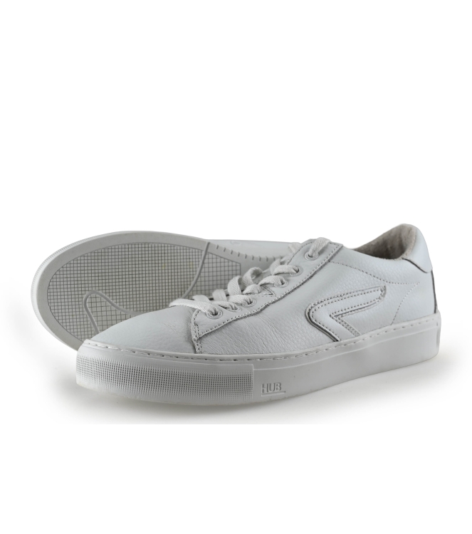 Hub Sneakers