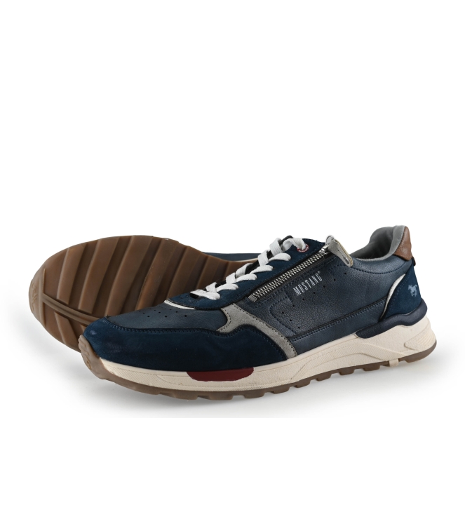 Mustang Sneakers