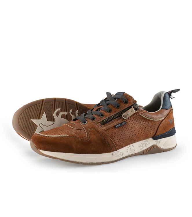 Mustang Sneakers