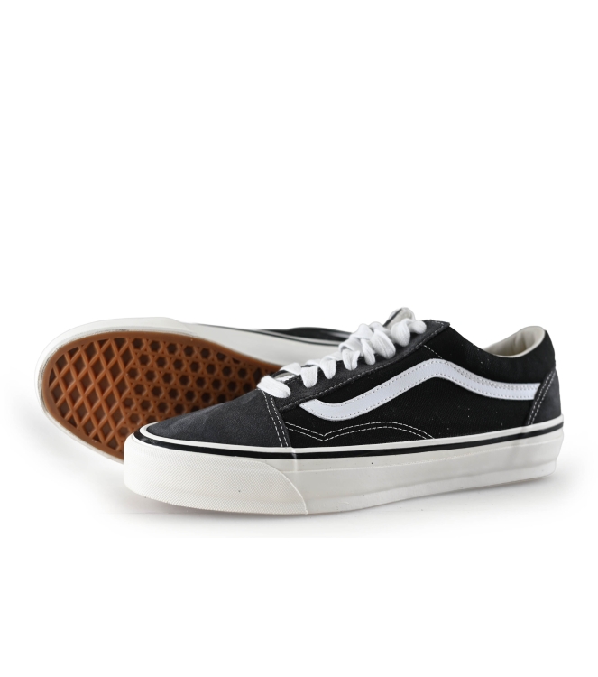 Vans Sneakers