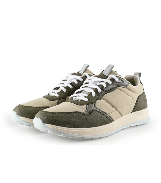 Vertice Sneakers