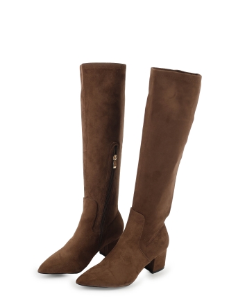 Nelson Laarzen Bruin 323207
 Maat 38
 