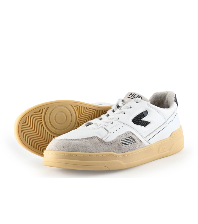 Hub Sneakers