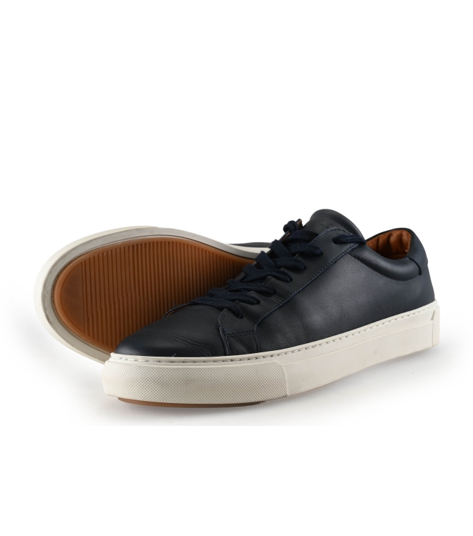 Manfield Sneakers