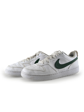 Nike Sneakers Wit 327692
 Maat 39
 