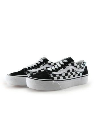 Vans Sneakers Zwart 327766
Maat 38
