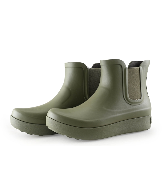 Colors of California Chelsea boots