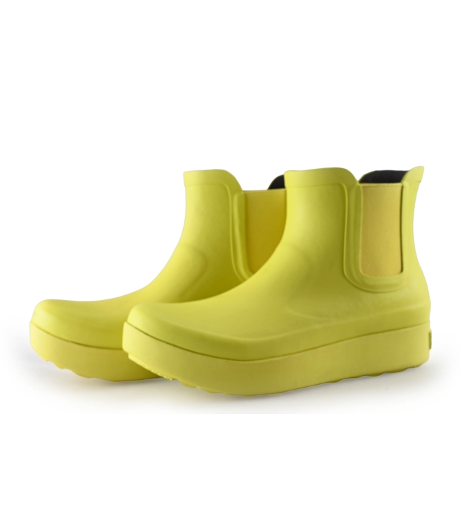 Colors of California Chelsea boots