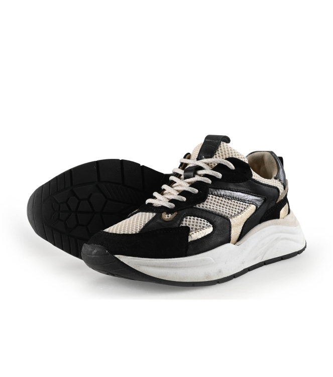 Manfield Sneakers