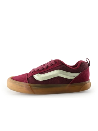 Vans Sneakers Rood 328936
 Maat 38
 