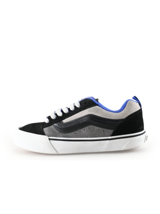 Vans Sneakers Zwart 329089
 Maat 39
 