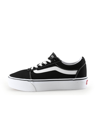 Vans Sneakers Zwart 329109
 Maat 40½
 