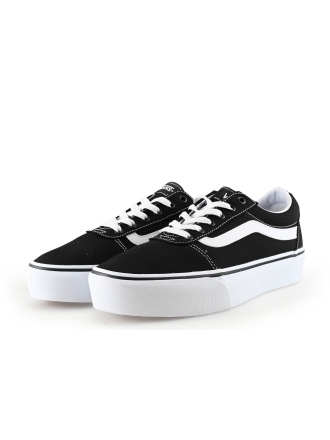 Vans Sneakers Zwart 329109
 Maat 40½
 