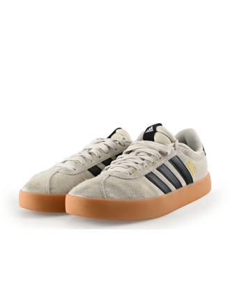 Adidas Sneakers Wit 329330
 Maat 40
 
