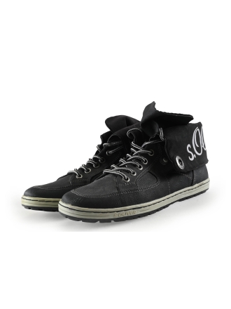 s. Oliver Laarzen Zwart 329573
 Maat 37
 