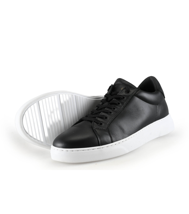 Manfield Sneakers