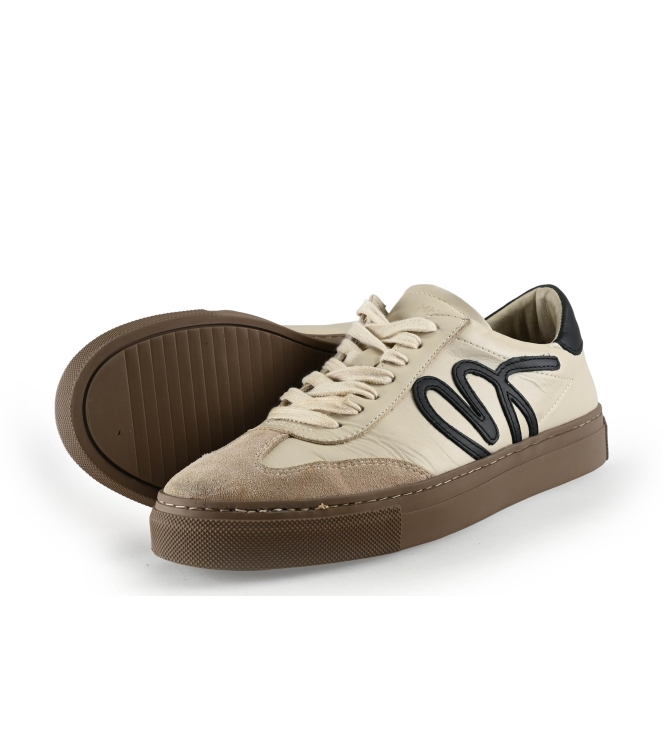 Manfield Sneakers