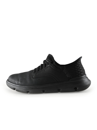 Skechers Instappers Zwart 330249
 Maat 42
 