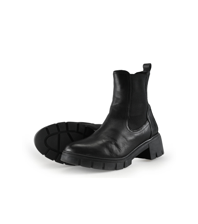 Nelson Chelsea boots