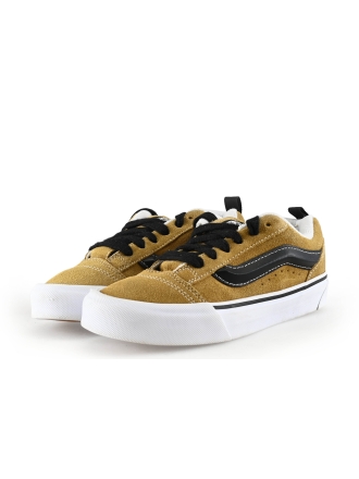 Vans Sneakers Bruin 330907
 Maat 35
 