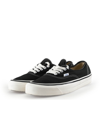 Vans Sneakers Zwart 330918
 Maat 41
 