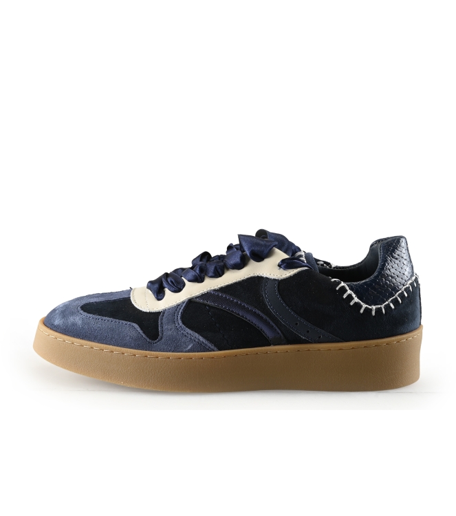 Manfield Sneakers