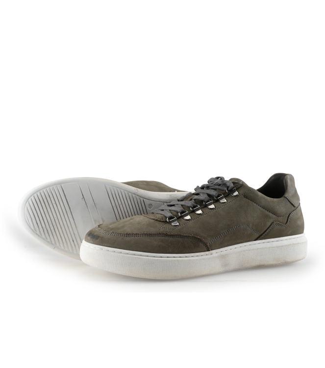 Manfield Sneakers