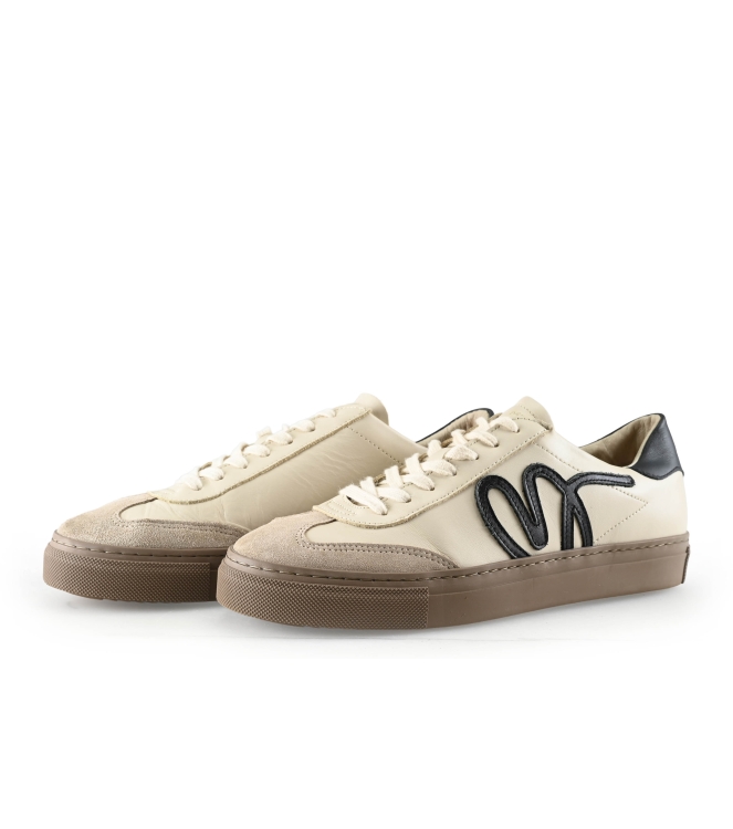 Manfield Sneakers