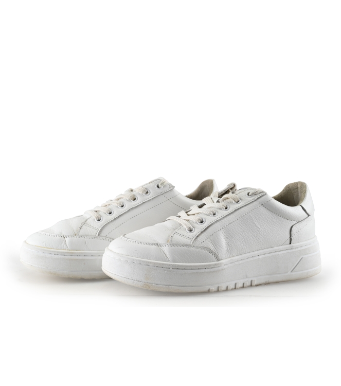 Manfield Sneakers
