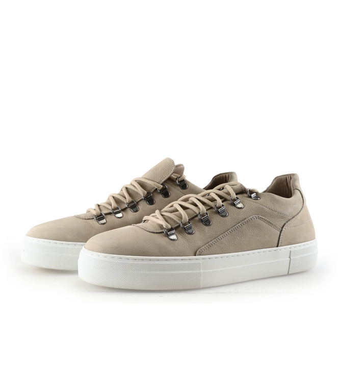 Manfield Sneakers