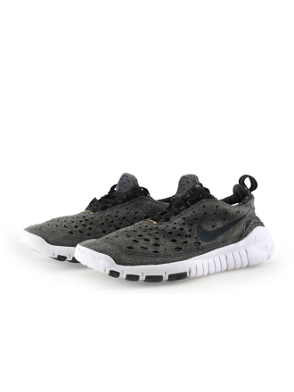 Nike Sneakers Zwart 336455
 Maat 41
 