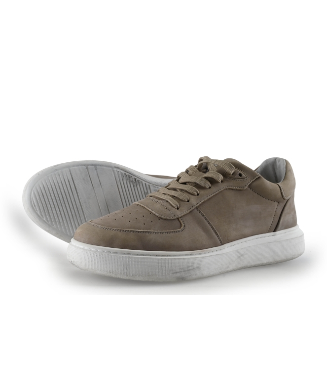Manfield Sneakers
