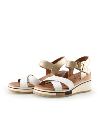 DSTRCT Sandalen Bruin 336776
 Maat 39
 