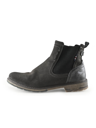 Mustang Chelsea boots Bruin 337488
 Maat 45
 