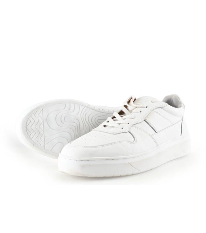 Manfield Sneakers