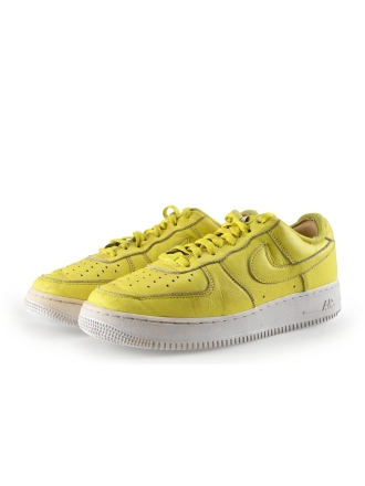 Nike Sneakers Goud 339888
 Maat 44
 