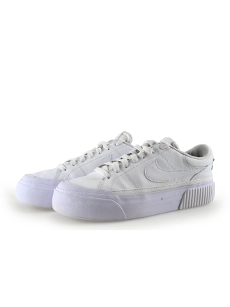 Nike Sneakers Wit 340551
 Maat 40
 