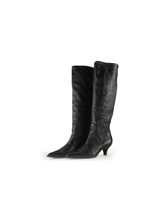 Omoda Laarzen Bruin 341917
 Maat 39
 