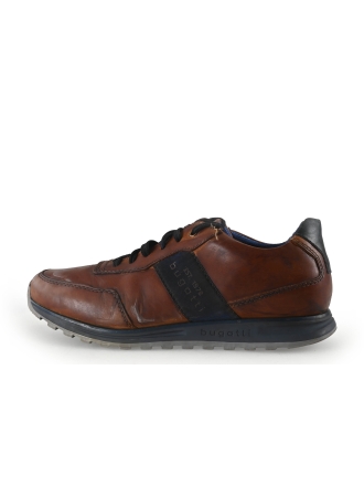 Bugatti Sneakers Bruin 342537
 Maat 43
 