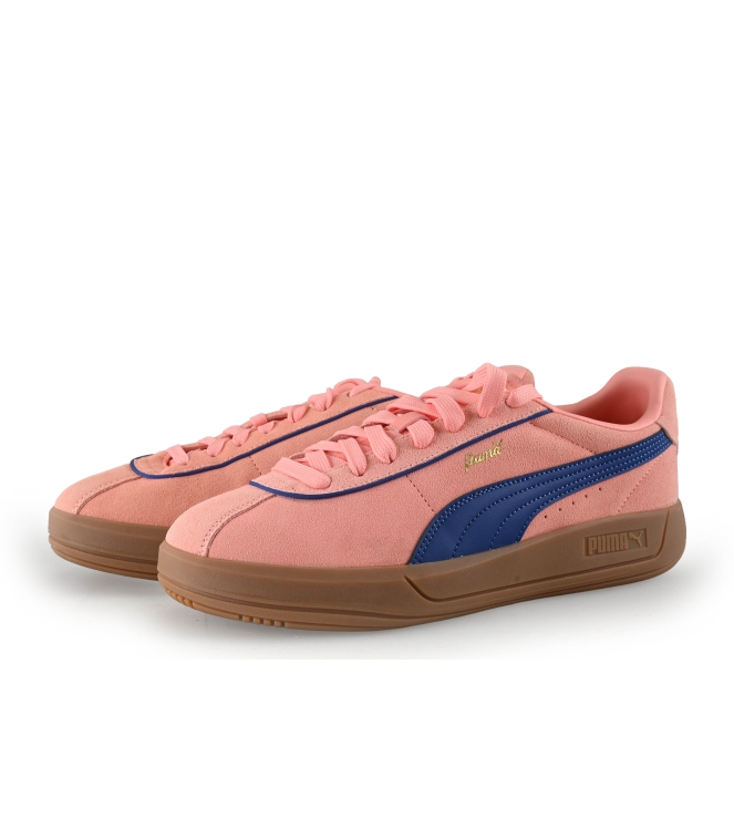 Puma Sneakers