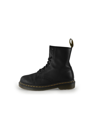 Dr. Martens Veterboots Zwart 343114
 Maat 38
 