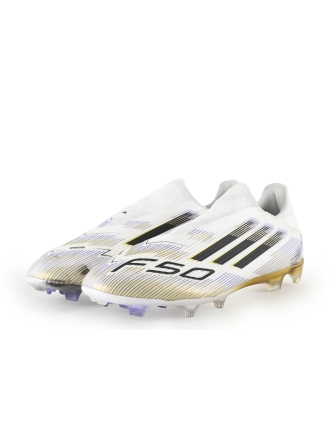 Adidas Voetbalschoenen Wit 343742
 Maat 42
 