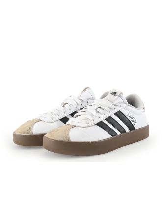 Adidas Sneakers Wit 344207
 Maat 40
 