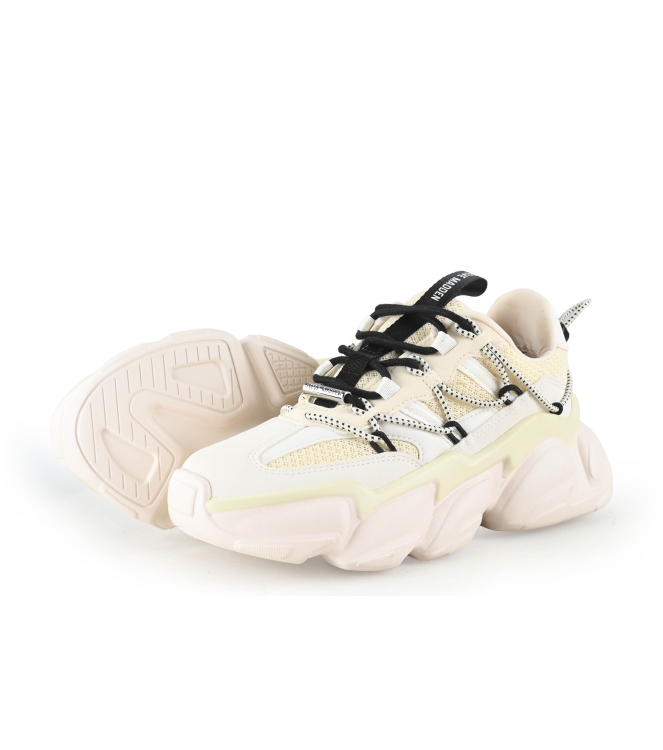 Steve Madden Sneakers