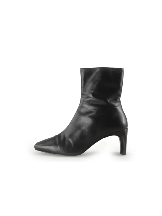 Vagabond Enkellaarzen Bruin 345007
 Maat 38
 