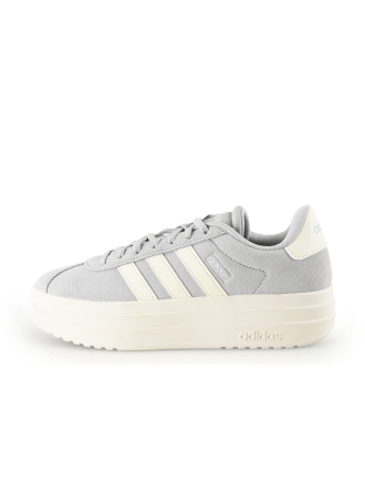 Adidas Sneakers Grijs 345311
 Maat 39
 